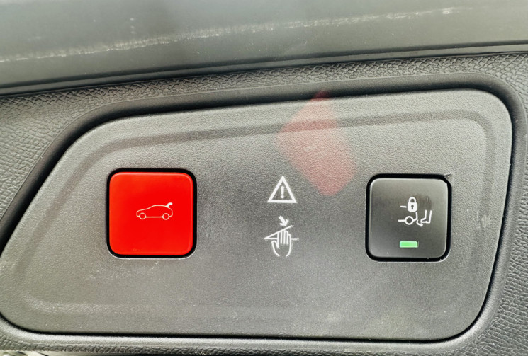 Peugeot 3008 2.0 BlueHDi 180ch GT EAT6