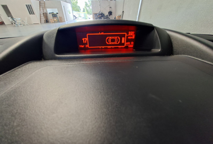 Peugeot Partner 1.6 HDI 100 CV  S&S 3 PLACES  L1 PHASE II FRIGORIFIQUE TVA RECUPERABLE
