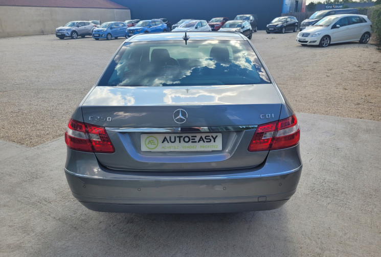 Mercedes CLASSE E 250 CDI BLUEEFFICIENCY ELEGANCE EXECUTIVE