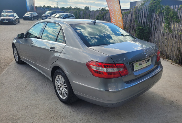 Mercedes CLASSE E 250 CDI BLUEEFFICIENCY ELEGANCE EXECUTIVE