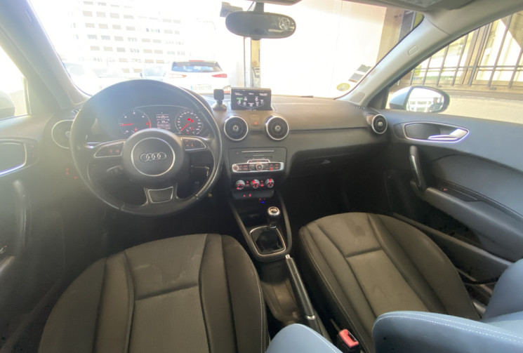 Audi A1  Phase 2 Sportback AMBITION 1.4 TDI 12V 90 cv