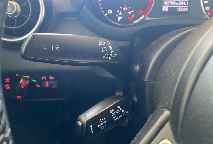 Audi A1  Phase 2 Sportback AMBITION 1.4 TDI 12V 90 cv