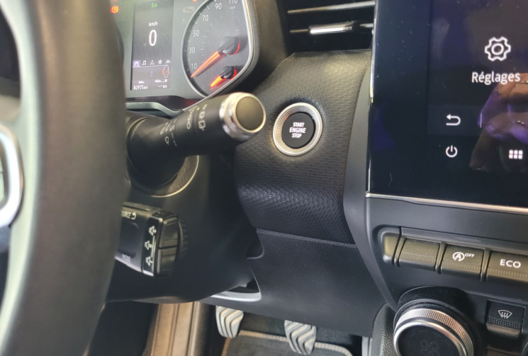 Renault CLIO V Buisiness 5 Places 1.5 dCi 85 cv * Très propre et entretenue*