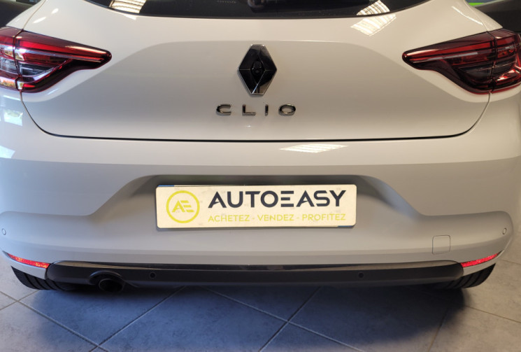 Renault CLIO V Buisiness 5 Places 1.5 dCi 85 cv * Très propre et entretenue*