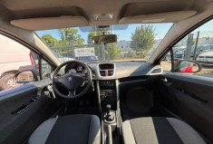 Peugeot 207 1.4 / 75 CH / Urban Move