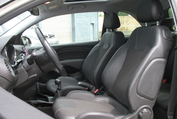 Opel Adam 1.4 Twinport 16v EcoFlex 87 Glam TOIT NOIR