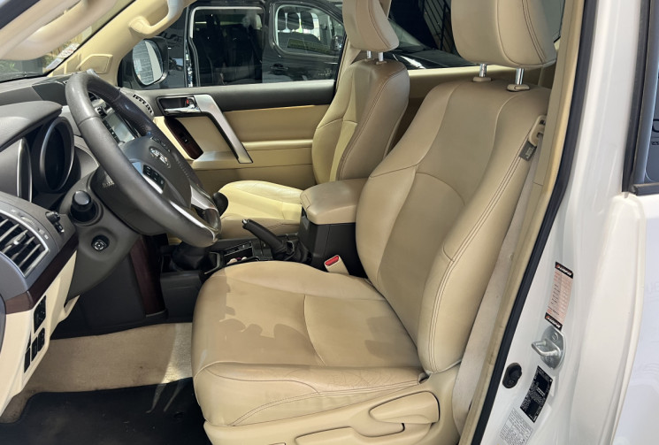 Toyota Land Cruiser 3.0 LOUNGE 190 CH 3 PORTES / CAMERA / TOIT OUVRANT 