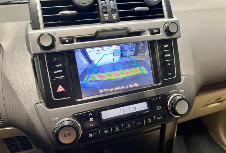 Toyota Land Cruiser 3.0 LOUNGE 190 CH 3 PORTES / CAMERA / TOIT OUVRANT 