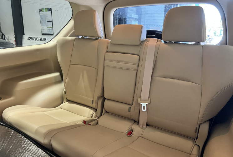 Toyota Land Cruiser 3.0 LOUNGE 190 CH 3 PORTES / CAMERA / TOIT OUVRANT 