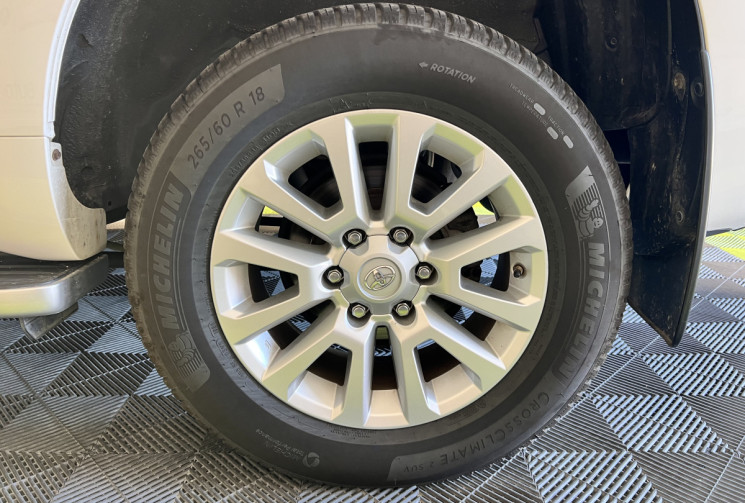 Toyota Land Cruiser 3.0 LOUNGE 190 CH 3 PORTES / CAMERA / TOIT OUVRANT 
