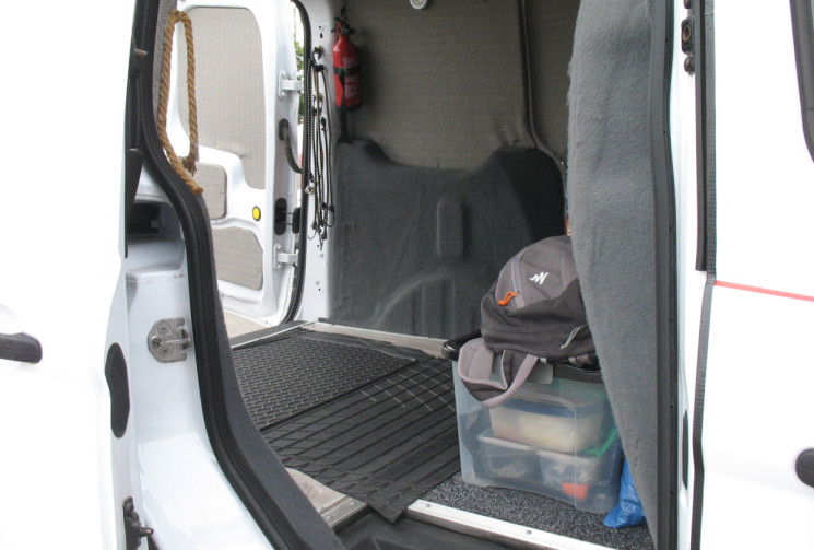 Ford Transit Connect Transit Connect II 200 L1  1.6 TDCi 95  625kg