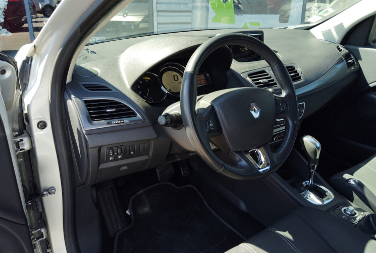 Renault Megane 1.5 dCi 110ch Bose EDC eco² 