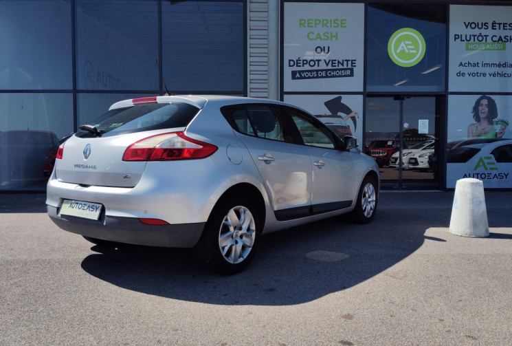 Renault Megane 1.5 dCi 110ch Bose EDC eco² 