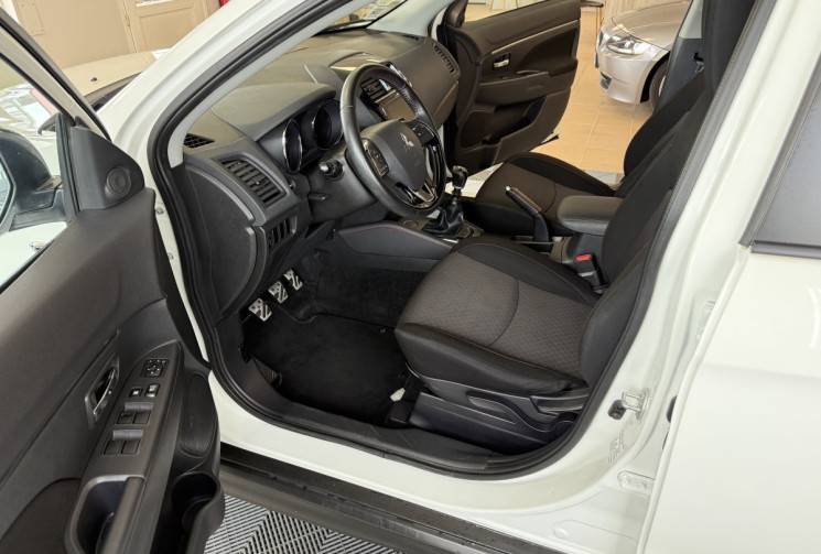 Mitsubishi ASX Phase 2 1.6 DI-D 8V DPF 2WD 115 BLACK EDITION