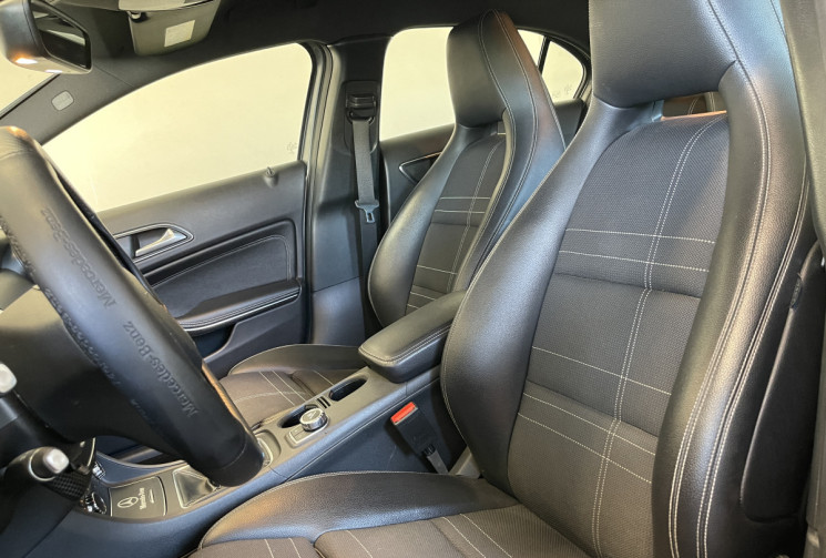Mercedes Classe A 180 Intuition // Ligne échappement sport 