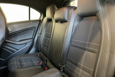 Mercedes Classe A 180 Intuition // Ligne échappement sport 