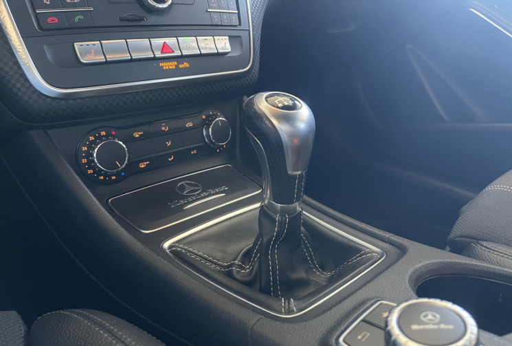 Mercedes Classe A 180 Intuition // Ligne échappement sport 