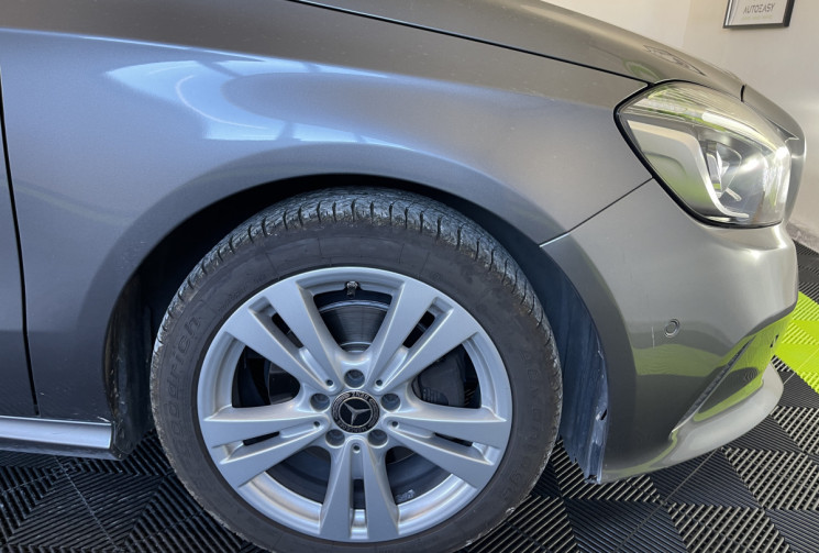 Mercedes Classe A 180 Intuition // Ligne échappement sport 