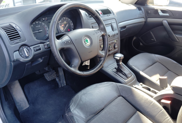 Skoda Octavia Combi 2.0 TDI 140cv DSG6 