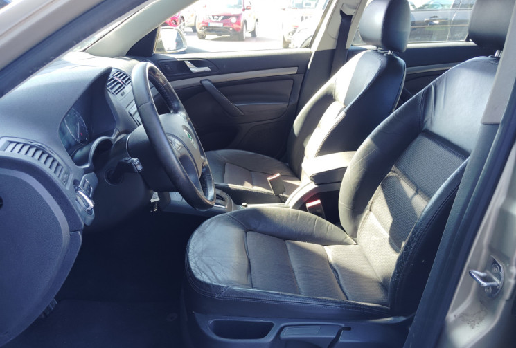 Skoda Octavia Combi 2.0 TDI 140cv DSG6 
