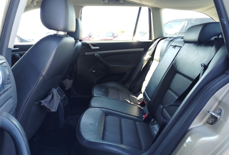 Skoda Octavia Combi 2.0 TDI 140cv DSG6 