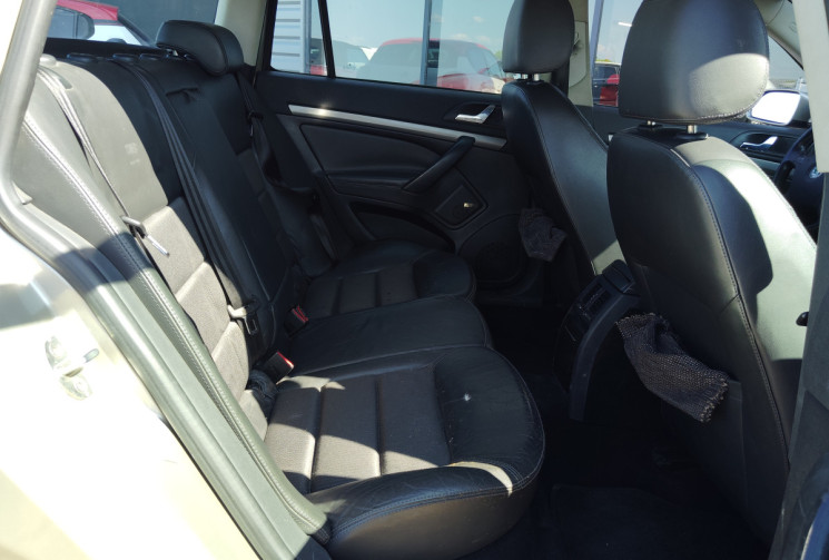 Skoda Octavia Combi 2.0 TDI 140cv DSG6 