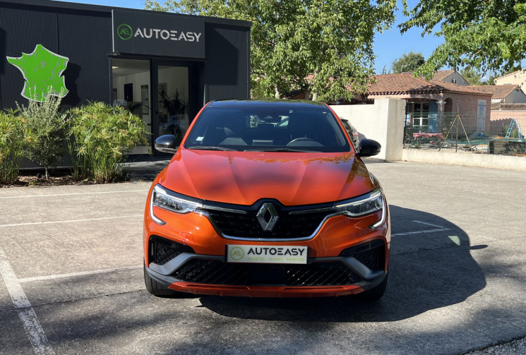 Renault Arkana 1.6 E-TECH 145 RS Line / Bose / Sièges et Volant Chauffants / Carplay 
