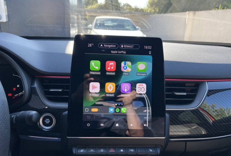 Renault Arkana 1.6 E-TECH 145 RS Line / Bose / Sièges et Volant Chauffants / Carplay 