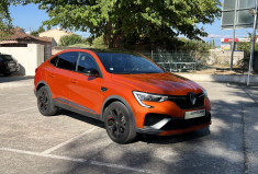 Renault Arkana 1.6 E-TECH 145 RS Line / Bose / Sièges et Volant Chauffants / Carplay 