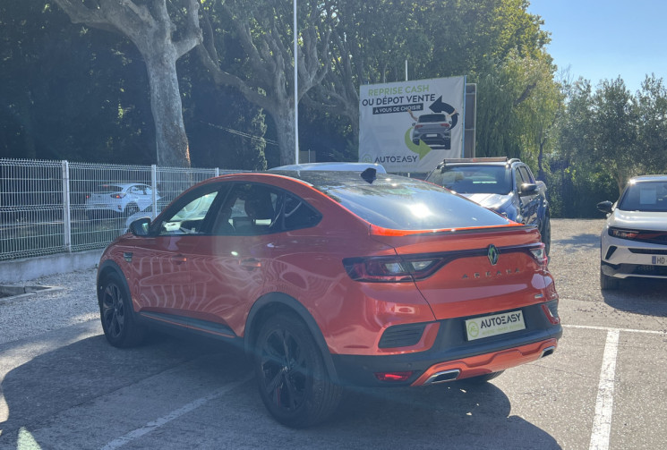 Renault Arkana 1.6 E-TECH 145 RS Line / Bose / Sièges et Volant Chauffants / Carplay 