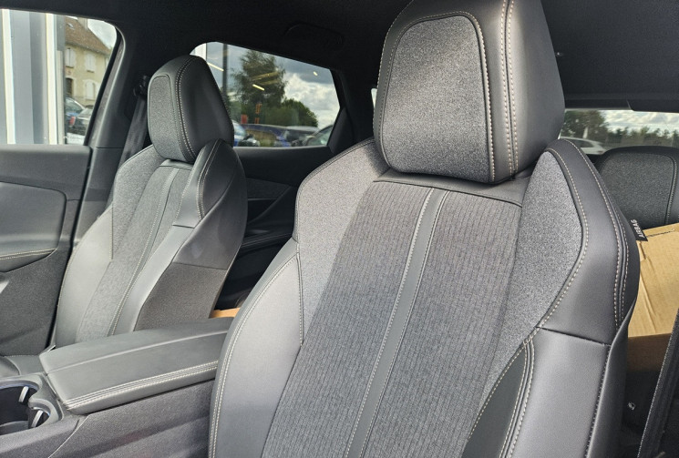 Peugeot 3008 II 1.5 BLUEHDI 130 EAT8 GT LINE