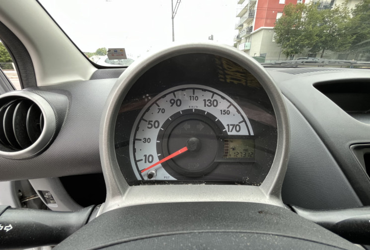 Peugeot 107 3 Portes 1.0 i 68cv