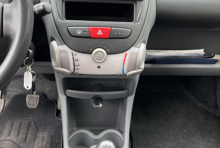 Peugeot 107 3 Portes 1.0 i 68cv