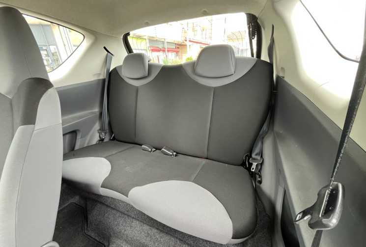 Peugeot 107 3 Portes 1.0 i 68cv