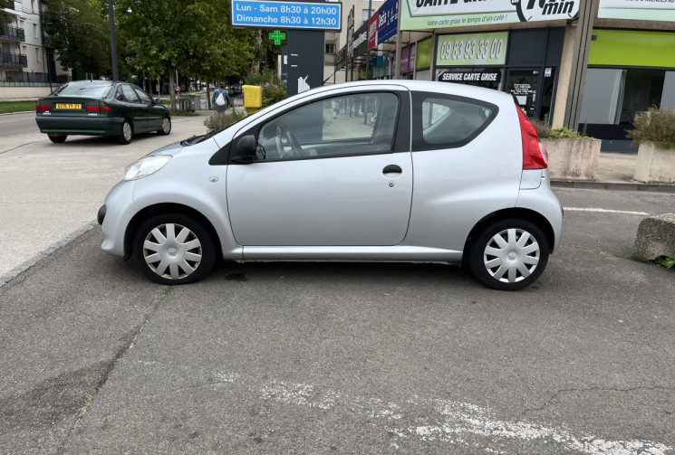 Peugeot 107 3 Portes 1.0 i 68cv