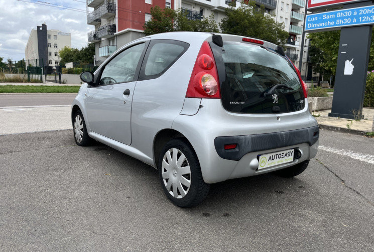 Peugeot 107 3 Portes 1.0 i 68cv