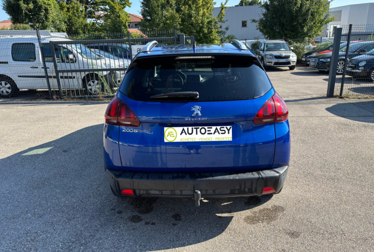 Peugeot 2008 1.5 BlueHDi / 102 ch / Signature