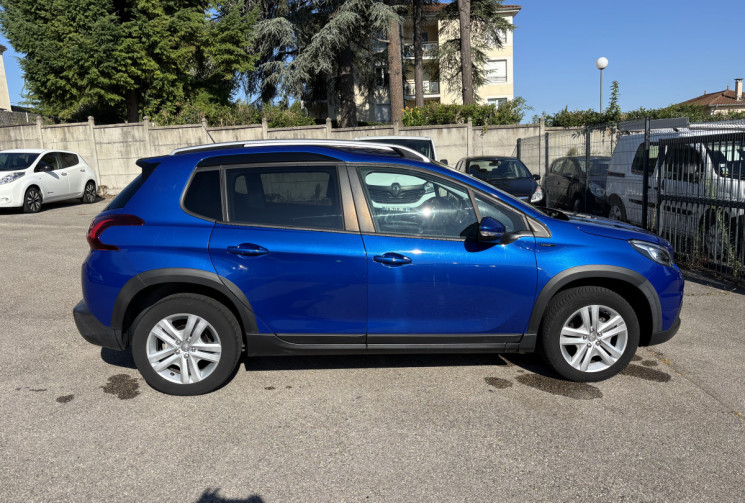 Peugeot 2008 1.5 BlueHDi / 102 ch / Signature