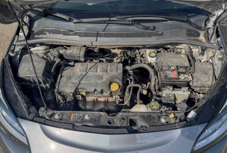 Opel Corsa Corsa 1.4 90cv Color Edition Toit Ouvrant AppleCar Play Intelli Link Volant&Sièges chauff