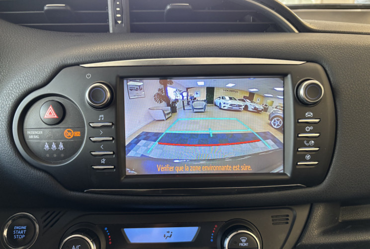 Toyota Yaris 3 Phase 3  1.5 VVTI 16V 110 DESIGN