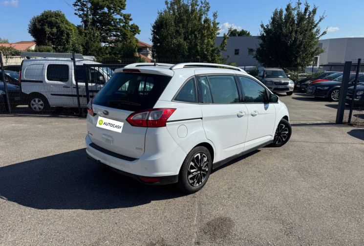 Ford GRAND C-MAX 125 CH / TITANIUM / 7 PLACES 