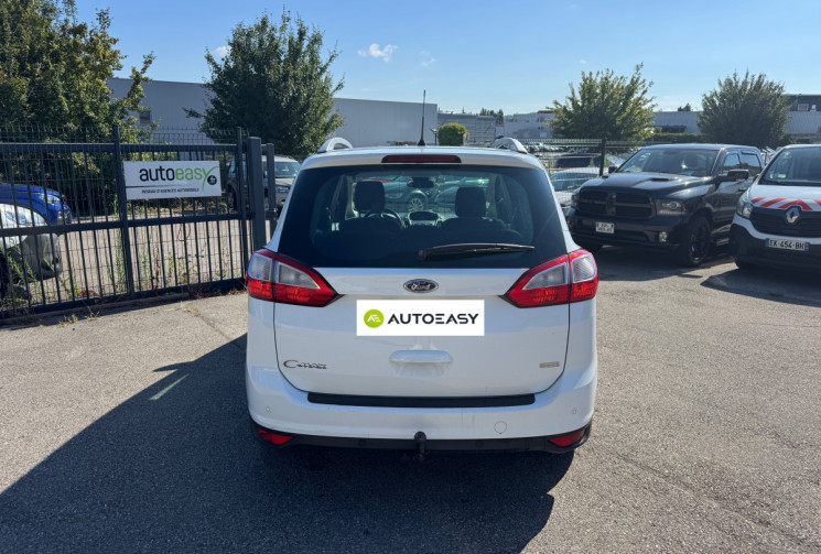 Ford GRAND C-MAX 125 CH / TITANIUM / 7 PLACES 