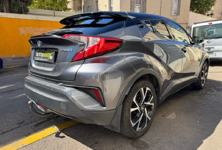 Toyota C-HR design 122HSD Hybrid 2WD 99 cv origine France 3em main 