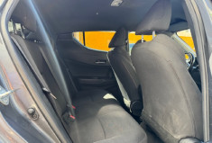 Toyota C-HR design 122HSD Hybrid 2WD 99 cv origine France 3em main 