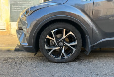 Toyota C-HR design 122HSD Hybrid 2WD 99 cv origine France 3em main 