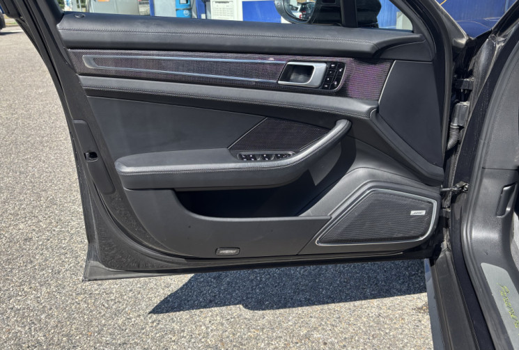 Porsche PANAMERA SPT TURISMO 3.0L V6 462ch 4 E-Hybrid / 1re main - suivi full Porsche