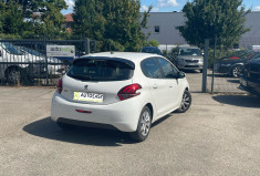 Peugeot 208 1.6 HDI / 75 CH / ACTIVE BUSINESS