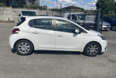 Peugeot 208 1.6 HDI / 75 CH / ACTIVE BUSINESS