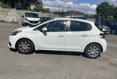 Peugeot 208 1.6 HDI / 75 CH / ACTIVE BUSINESS