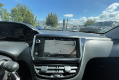 Peugeot 208 1.6 HDI / 75 CH / ACTIVE BUSINESS
